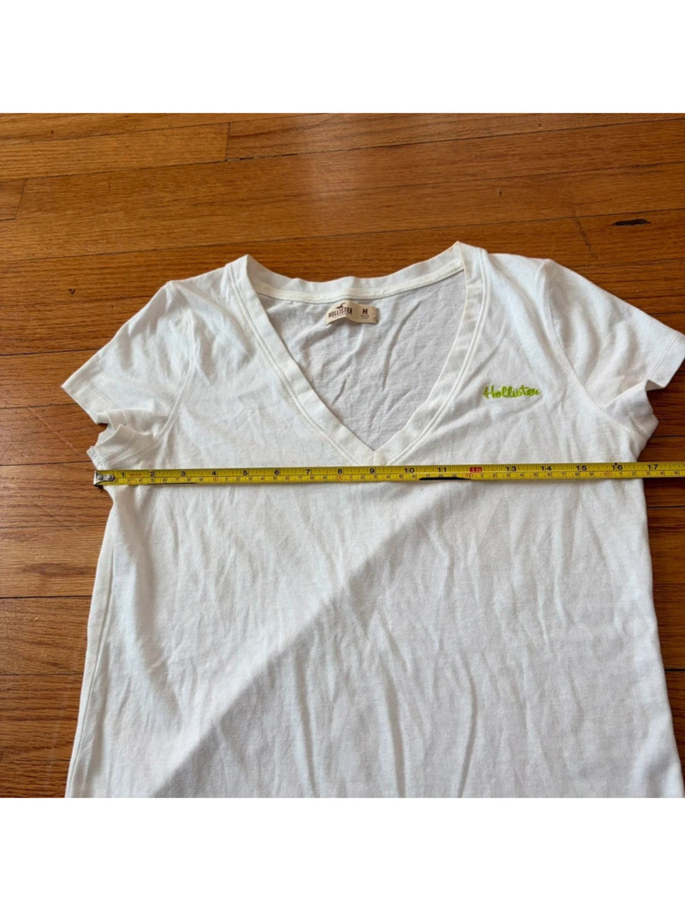 Vintage y2k hollister white and neon green baby tee - Picture 5 of 5